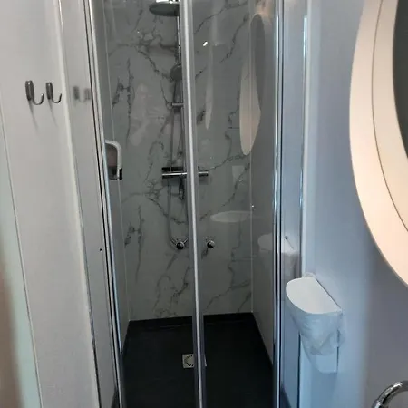 Apartamento Ruim Voor 14 Personen *