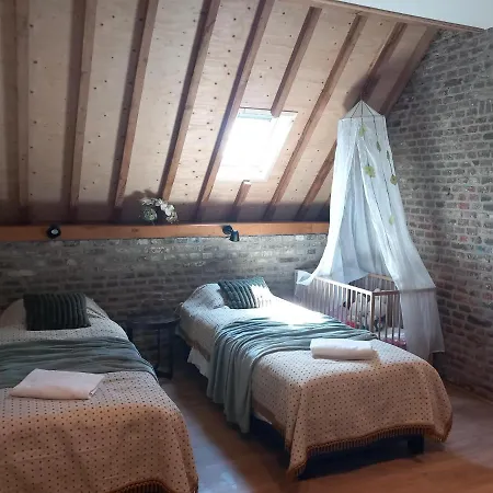 Апартаменты Ruim Voor 14 Personen *