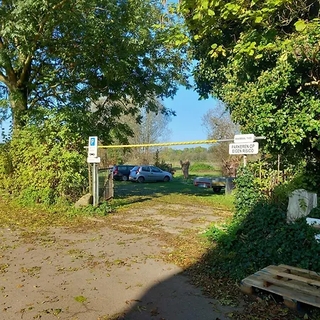 Апартаменты Ruim Voor 14 Personen *