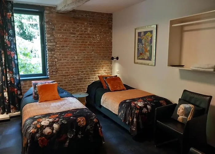 Ruim Voor 14 Personen Lejlighed