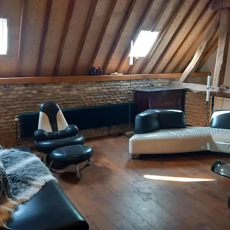 Ruim Voor 14 Personen Appartement