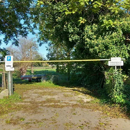 Ruim Voor 14 Personen Lägenhet Eijsden